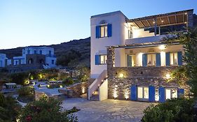 Dinora Villa